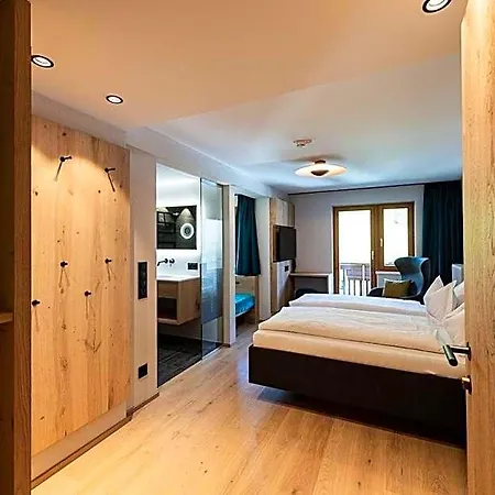 Hotel Bradabella - Montafon 4*